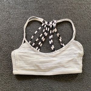 Lululemon sports bra